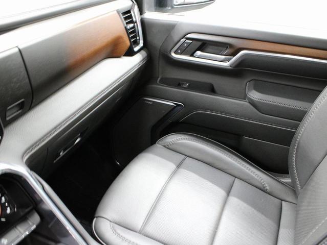 Photo of 2024 Sterling Metallic GMC Sierra 2500
