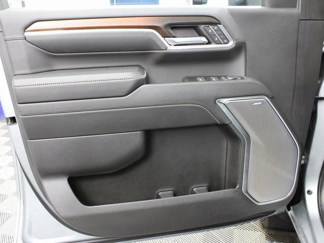 Photo of 2024 Sterling Metallic GMC Sierra 2500