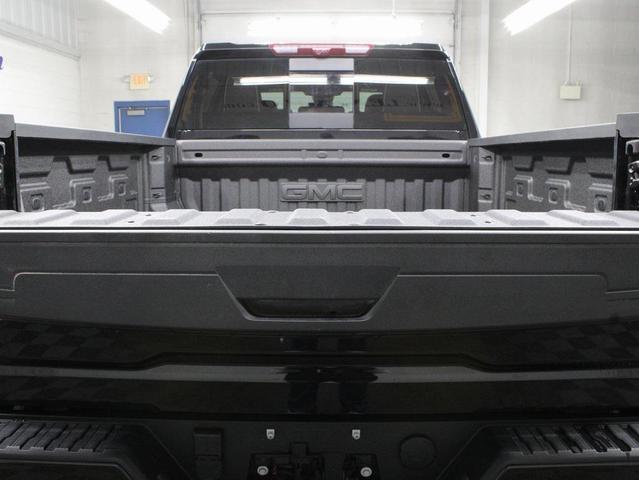 Photo of 2025 Onyx Black GMC Sierra 2500