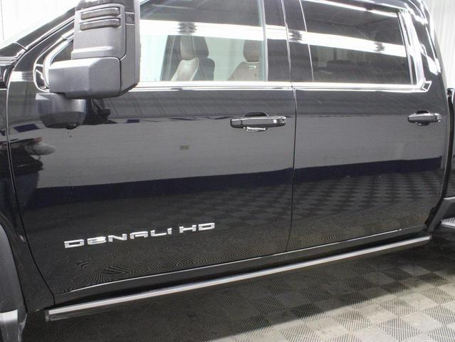 Photo of 2025 Onyx Black GMC Sierra 2500