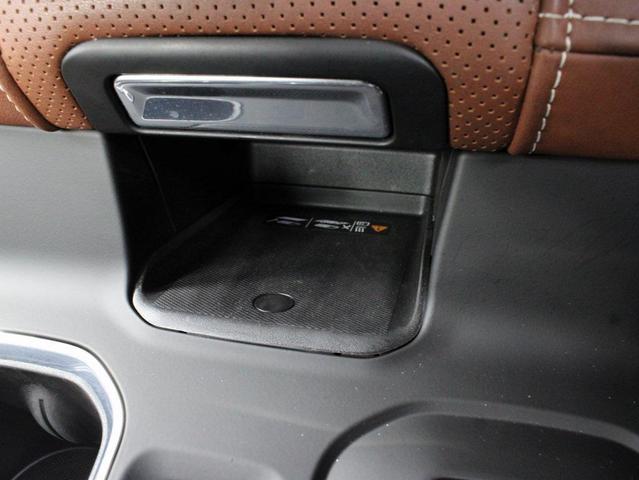 Photo of 2025 Onyx Black GMC Sierra 2500