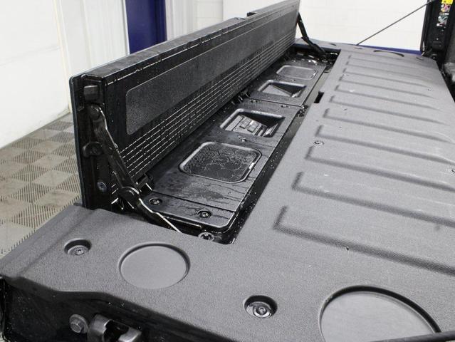 Photo of 2025 Onyx Black GMC Sierra 2500