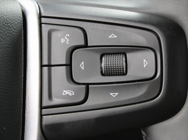 Photo of 2024 Onyx Black GMC Yukon XL