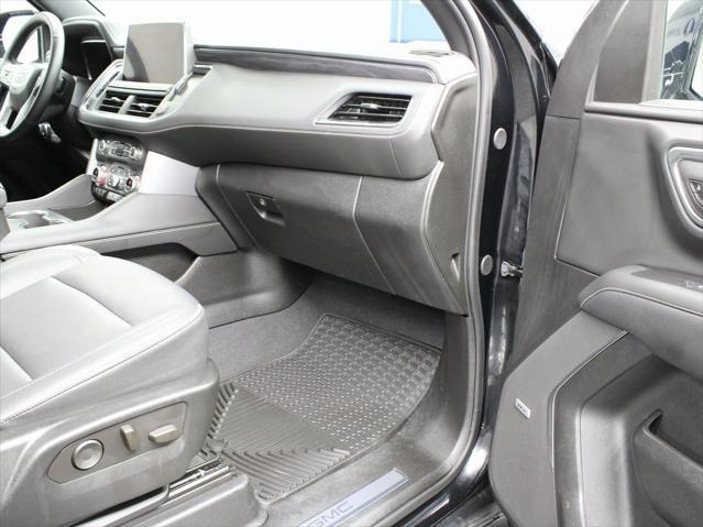 Photo of 2024 Onyx Black GMC Yukon XL