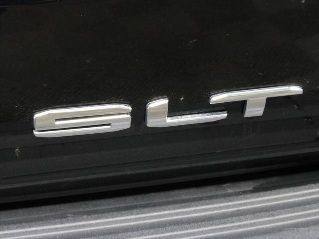 Photo of 2024 Onyx Black GMC Yukon XL