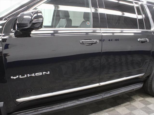 Photo of 2024 Onyx Black GMC Yukon XL