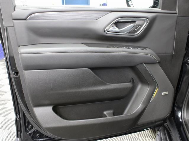 Photo of 2024 Onyx Black GMC Yukon XL