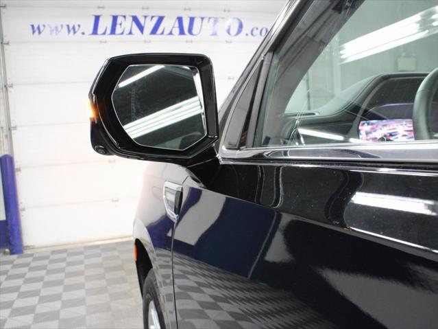 Photo of 2024 Onyx Black GMC Yukon XL