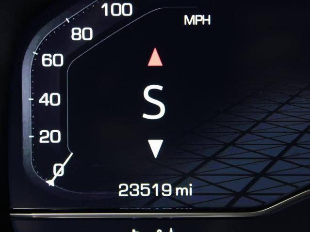 Photo of 2024 Onyx Black GMC Yukon XL