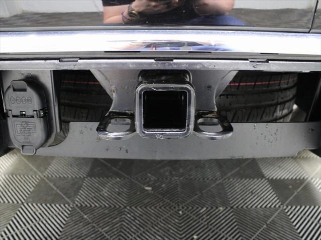 Photo of 2024 Onyx Black GMC Yukon XL