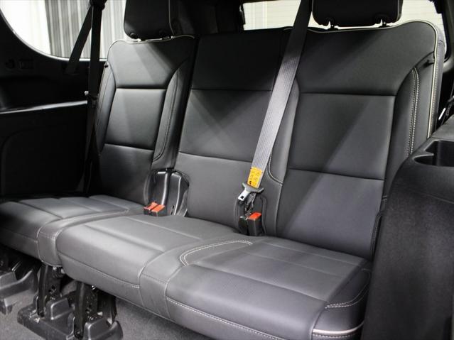 Photo of 2024 Onyx Black GMC Yukon XL