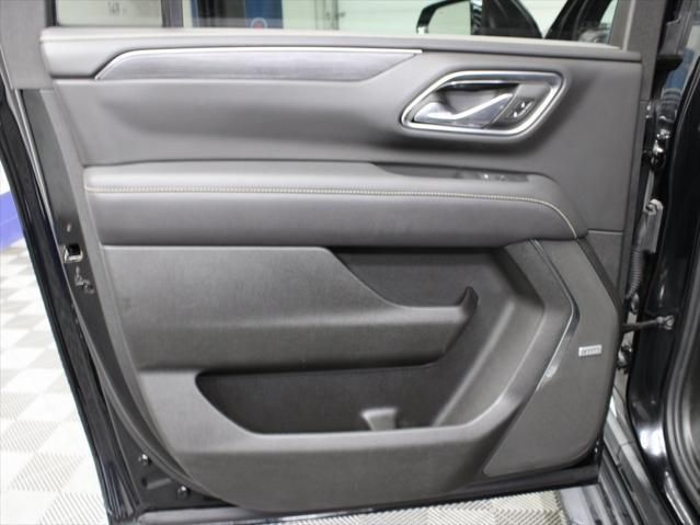 Photo of 2024 Onyx Black GMC Yukon XL
