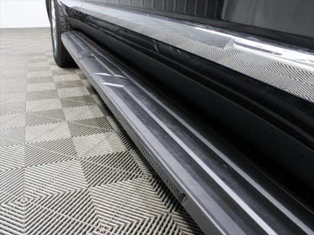 Photo of 2024 Onyx Black GMC Yukon XL