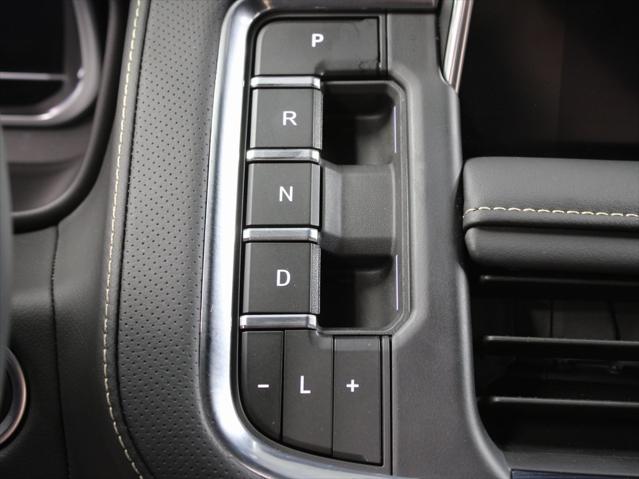 Photo of 2024 Onyx Black GMC Yukon XL