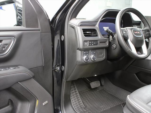 Photo of 2024 Onyx Black GMC Yukon XL