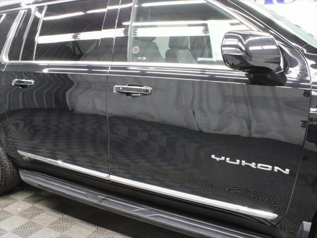 Photo of 2024 Onyx Black GMC Yukon XL