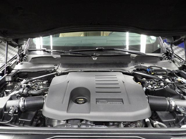 Photo of 2024 Santorini Black Metallic Land Rover Discovery