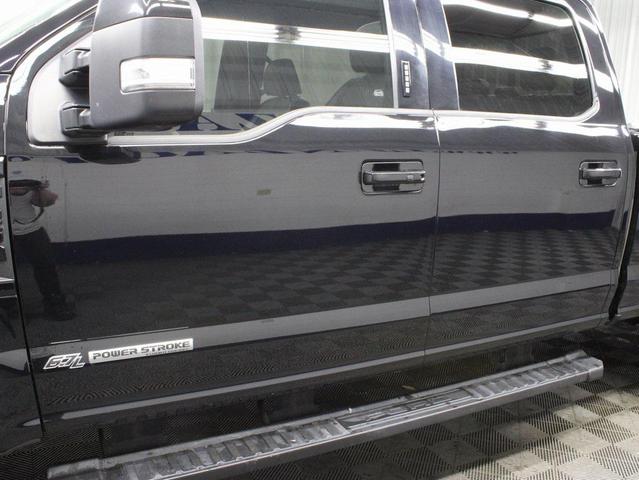 Photo of 2022 Agate Black Metallic Ford F-250