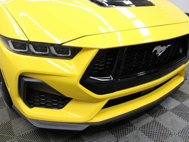 Photo of 2024 Yellow Splash Metallic Tri-coat Ford Mustang