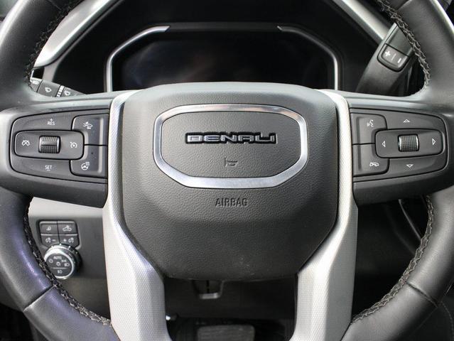 Photo of 2024 Onyx Black GMC Sierra 2500