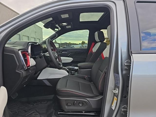 Photo of 2025 Sterling Metallic GMC Canyon