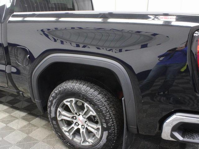 Photo of 2024 Onyx Black GMC Sierra 1500