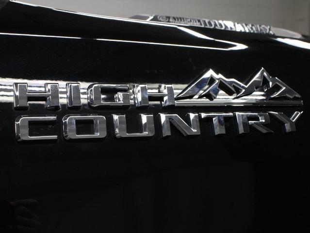 Photo of 2024 Black Chevrolet Silverado 2500