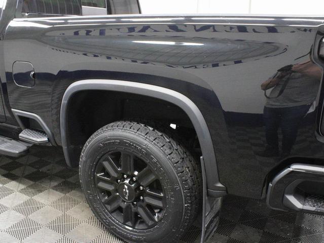 Photo of 2024 Black Chevrolet Silverado 2500