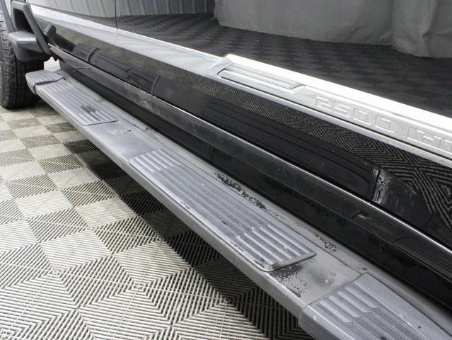 Photo of 2024 Black Chevrolet Silverado 2500