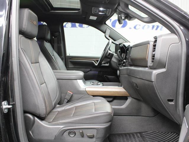 Photo of 2024 Black Chevrolet Silverado 2500