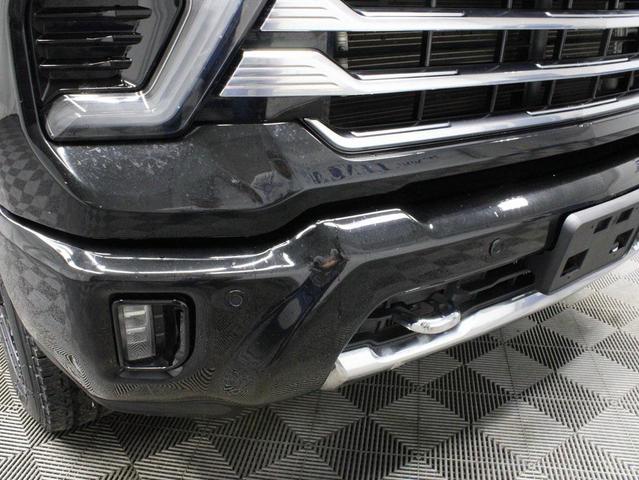 Photo of 2024 Black Chevrolet Silverado 2500