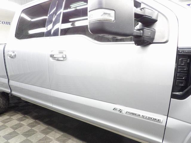 Photo of 2022 Iconic Silver Metallic Ford F-250
