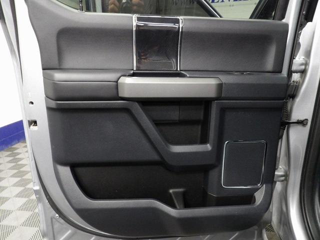 Photo of 2022 Iconic Silver Metallic Ford F-250