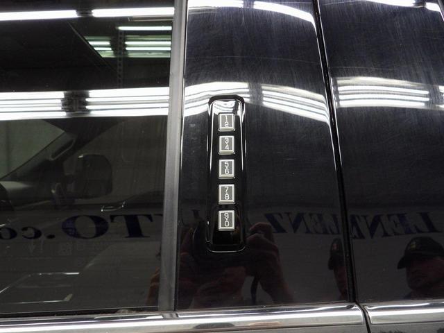 Photo of 2022 Iconic Silver Metallic Ford F-250