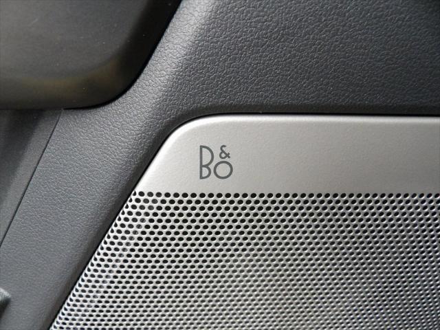 Photo of 2024 Oxford White Ford F-150