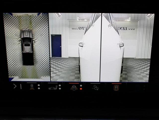 Photo of 2024 White Frost Tricoat GMC Sierra 3500