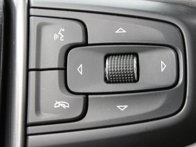 Photo of 2024 White Frost Tricoat GMC Sierra 3500