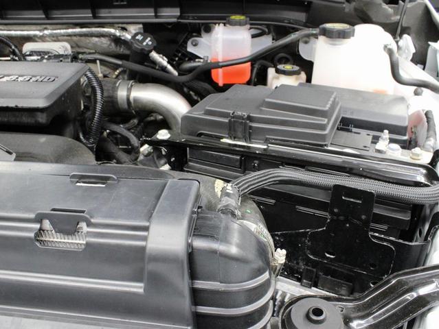Photo of 2024 White Frost Tricoat GMC Sierra 3500