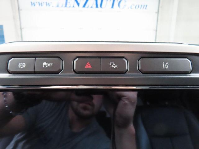 Photo of 2022 Agate Black Metallic Ford F-250