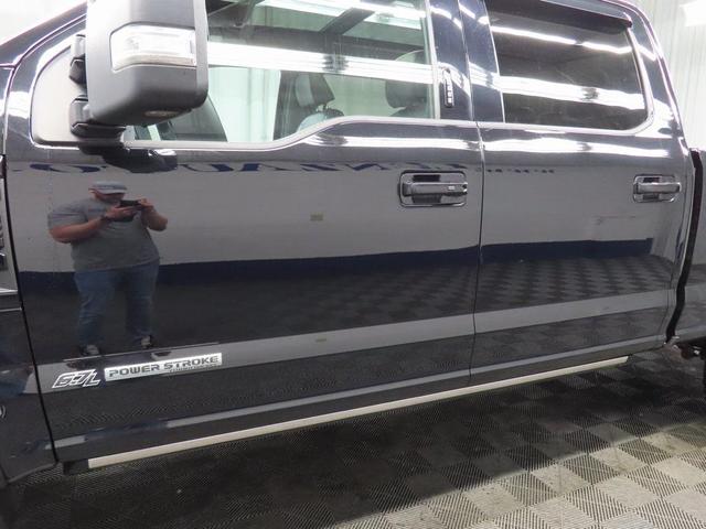 Photo of 2022 Agate Black Metallic Ford F-250