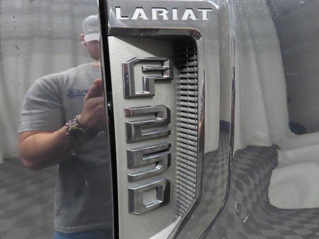Photo of 2022 Agate Black Metallic Ford F-250