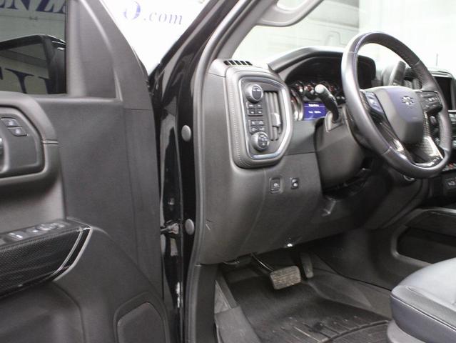 Photo of 2022 Black Chevrolet Silverado 1500