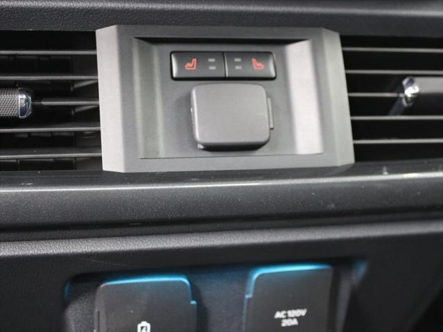 Photo of 2023 Agate Black Metallic Ford F-150