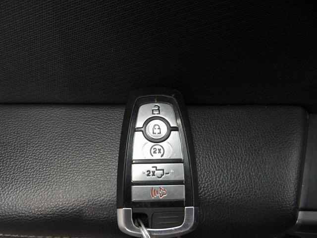 Photo of 2022 Carbonized Gray Metallic Ford F-150