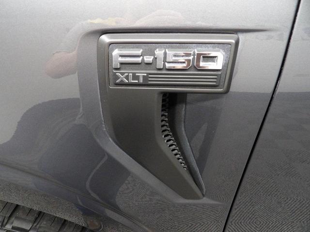 Photo of 2022 Carbonized Gray Metallic Ford F-150
