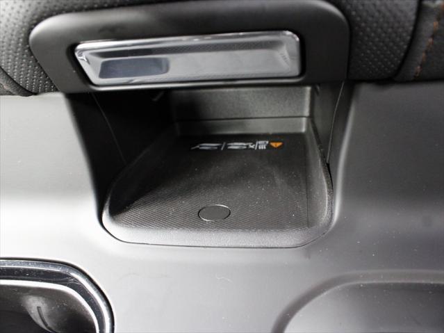 Photo of 2025 Onyx Black GMC Sierra 2500