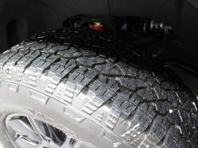 Photo of 2025 Onyx Black GMC Sierra 2500