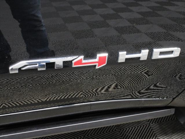 Photo of 2025 Onyx Black GMC Sierra 2500