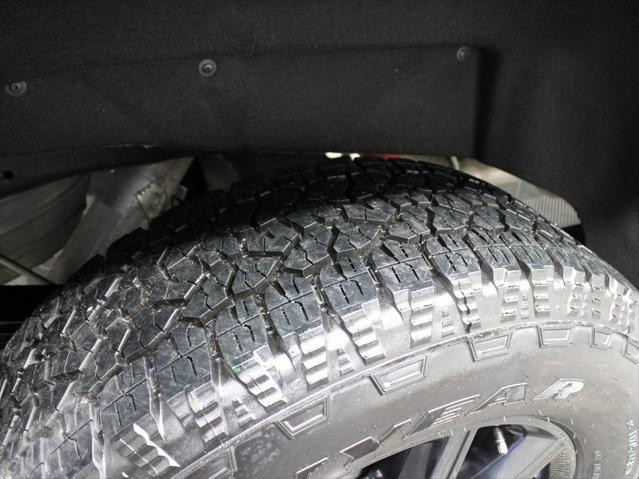 Photo of 2025 Onyx Black GMC Sierra 2500