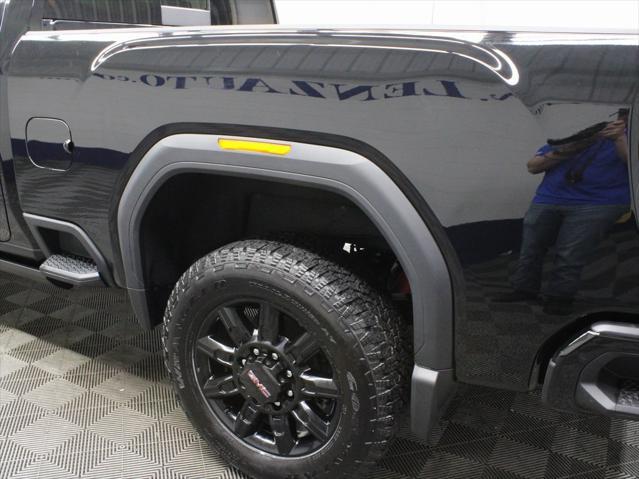 Photo of 2025 Onyx Black GMC Sierra 2500